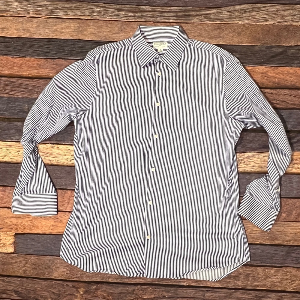 Banana Republic Slim Fit Men's Striped Blue and White Long Sleeve Dress Shirt